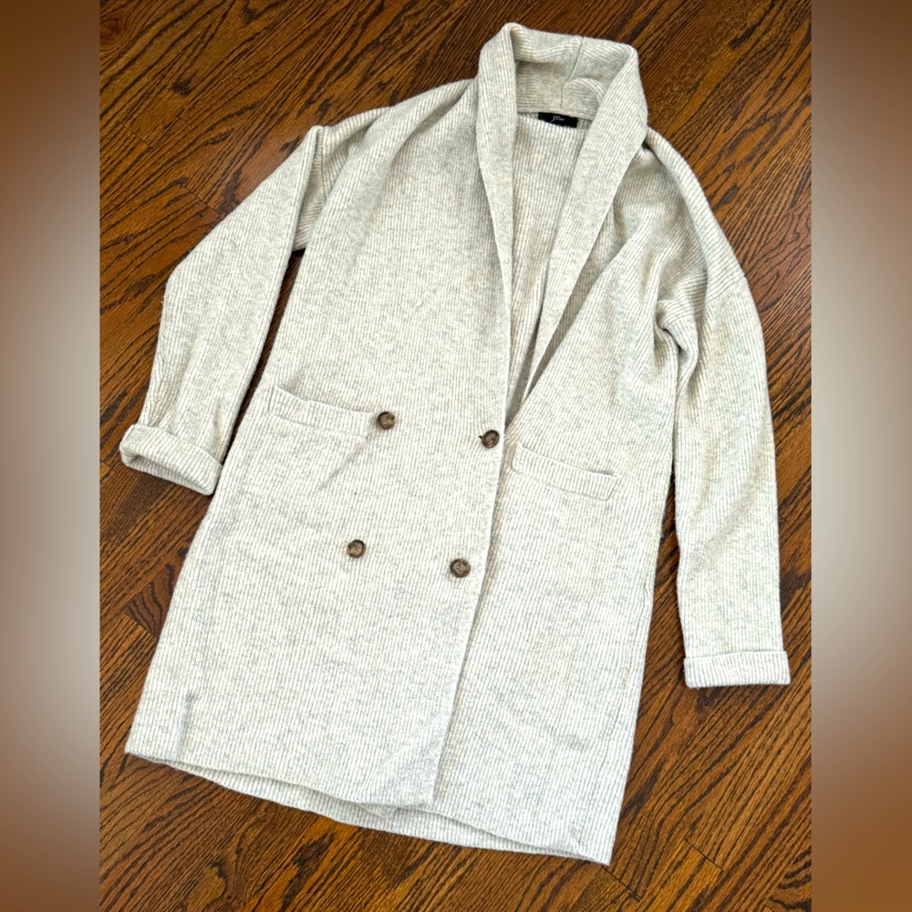 Women’s J Crew light gray wool blend mid length sweater size medium